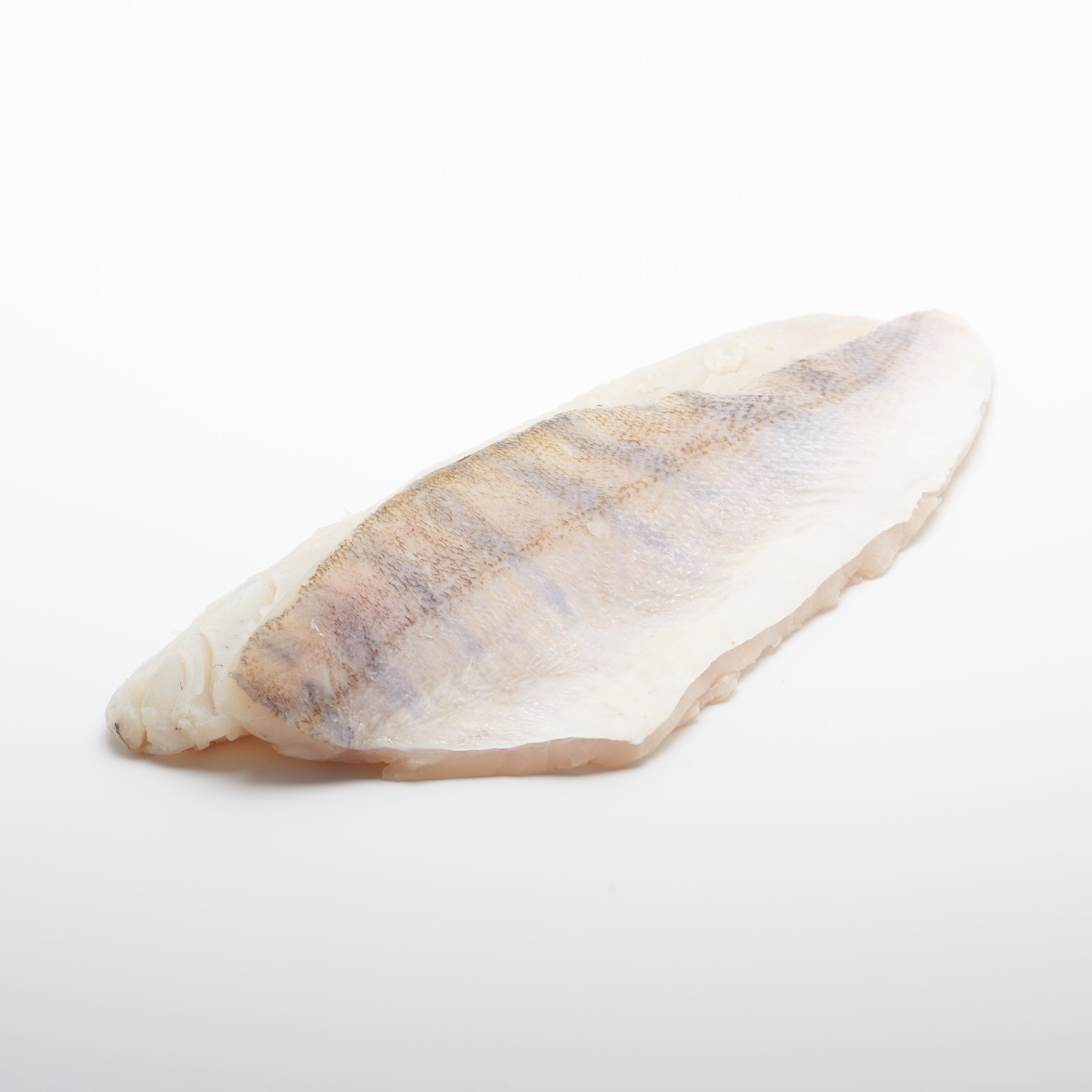 MR Zubáč filety s kožou IQF glaz.110-170g 10% 5,5 kg KZ